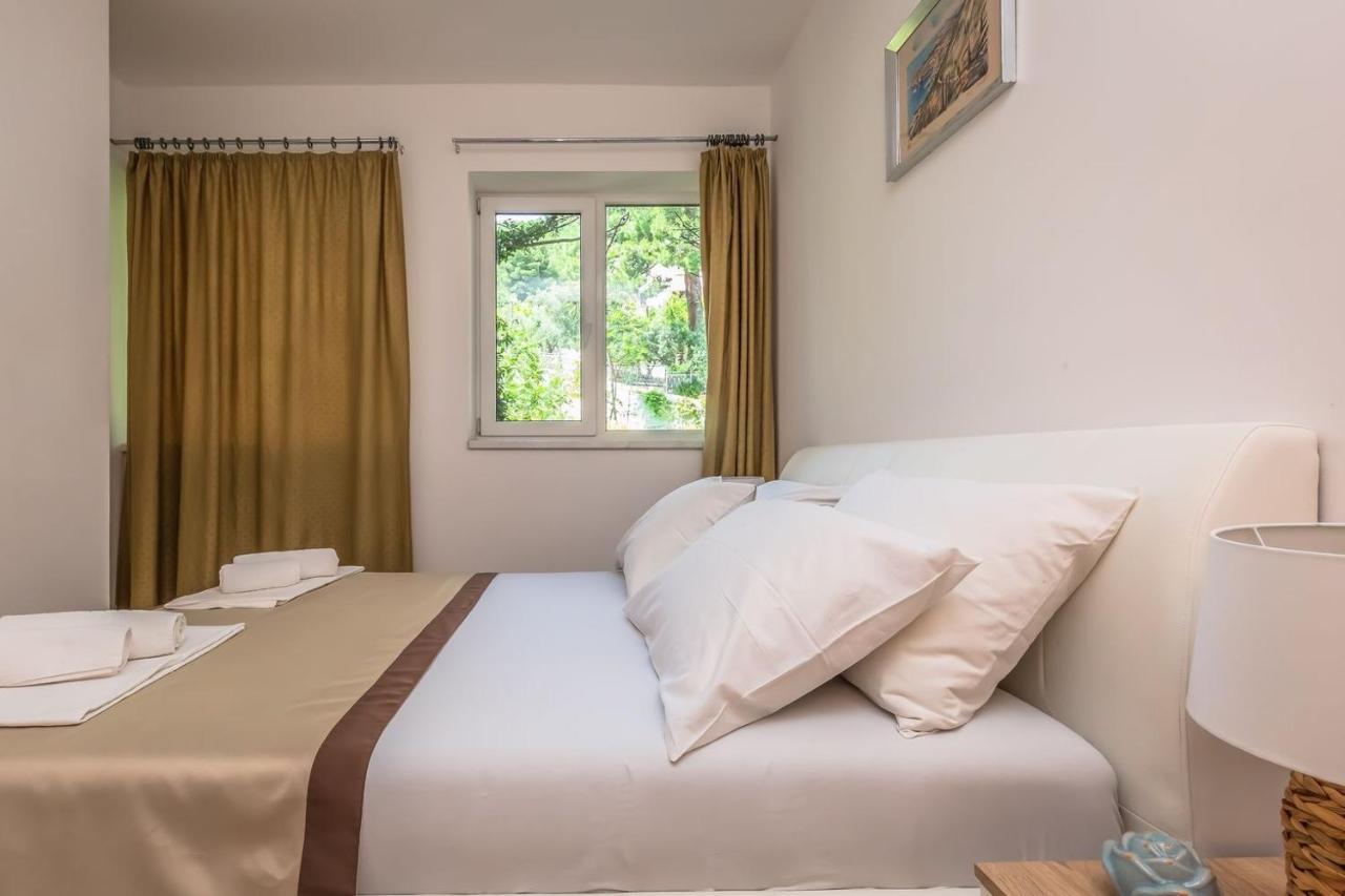 Motel Ljetni Raj Baška Voda エクステリア 写真
